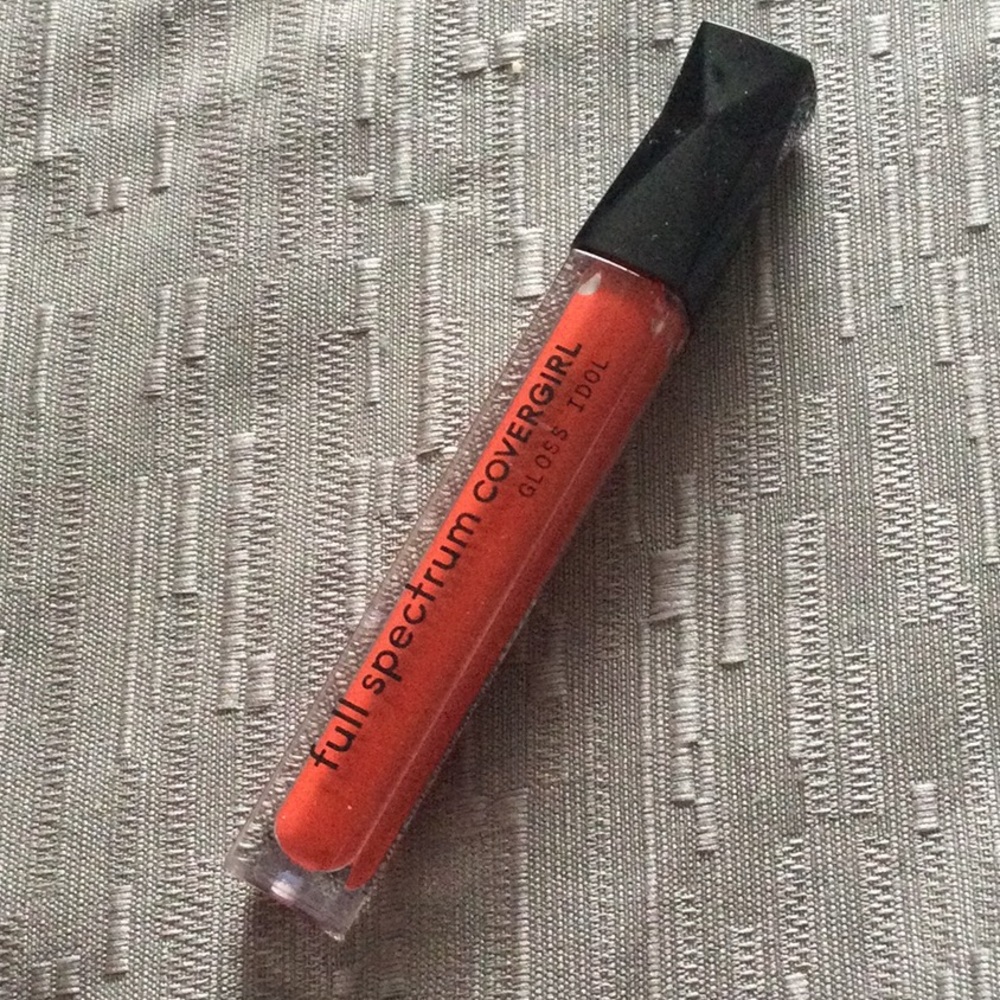 CLEARANCE COVERGIRL Full Spectrum Gloss Idol Moisturizing Lip Gloss